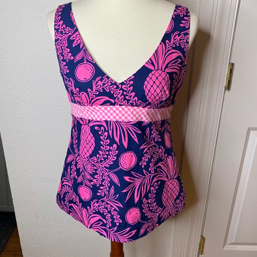 Lilly Pulitzer Size 8 Pink Pineapple Print Top